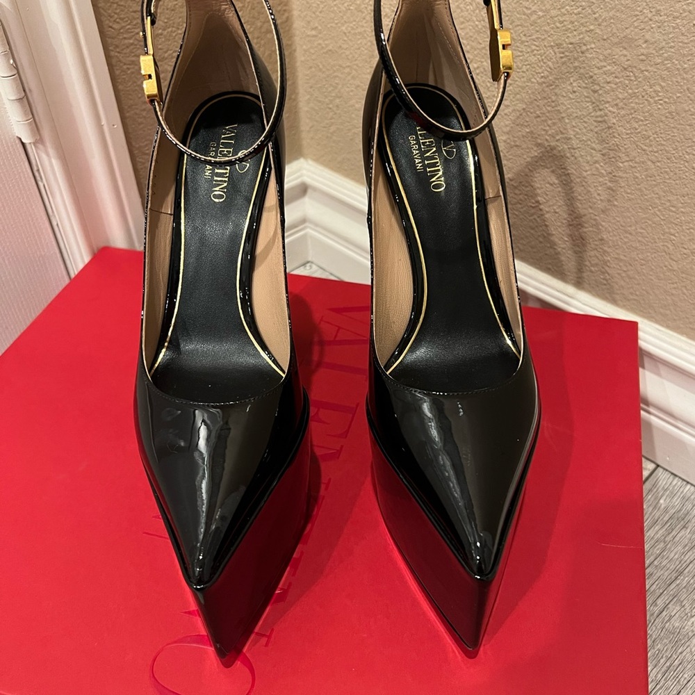 100% Authenticonly Used Once , Basically Brand New - image 6